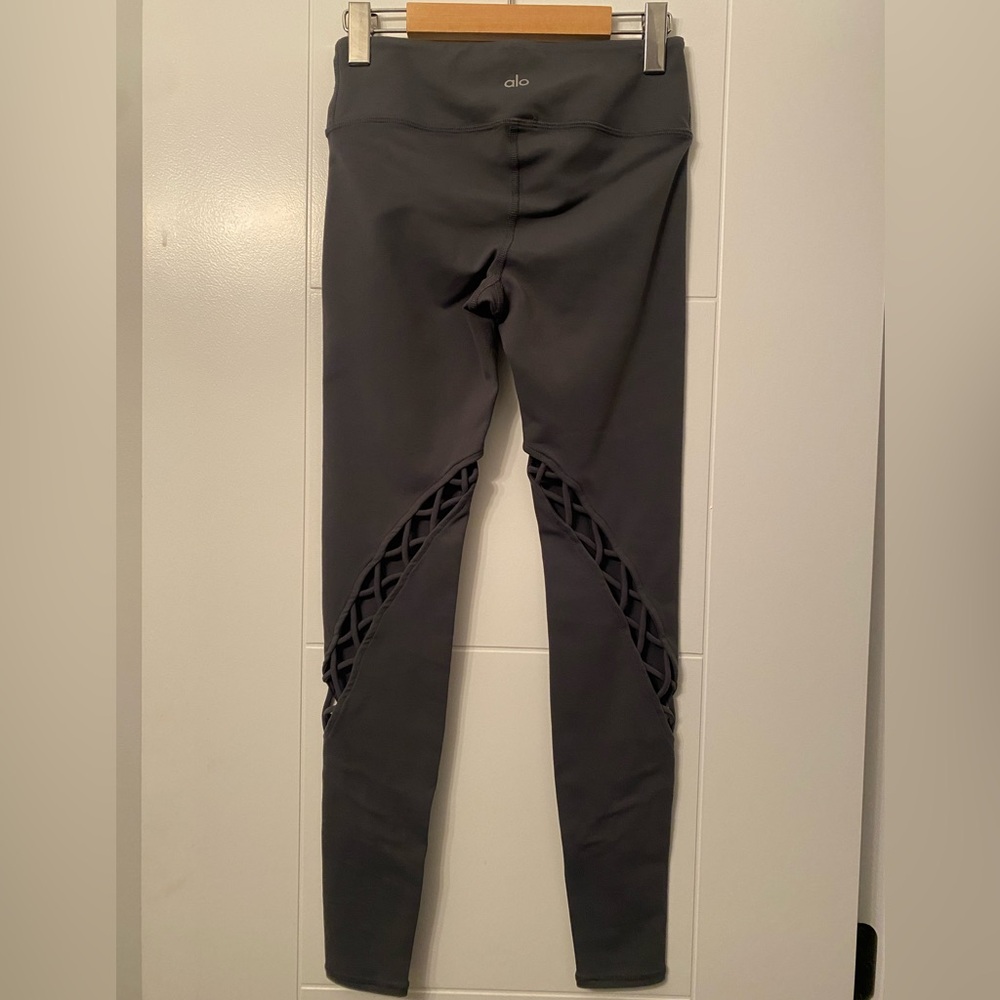 ALO- Grey full length legging - Picture 2 of 5